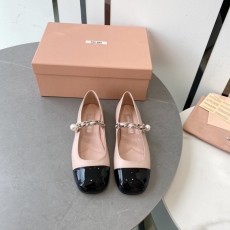 Miu Miu flat shoes